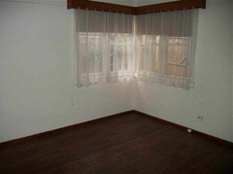 11 Gillies Street, Mitcham VIC 3132