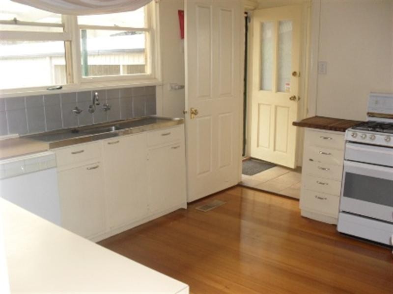 19 Romoly Street, Forest Hill VIC 3131