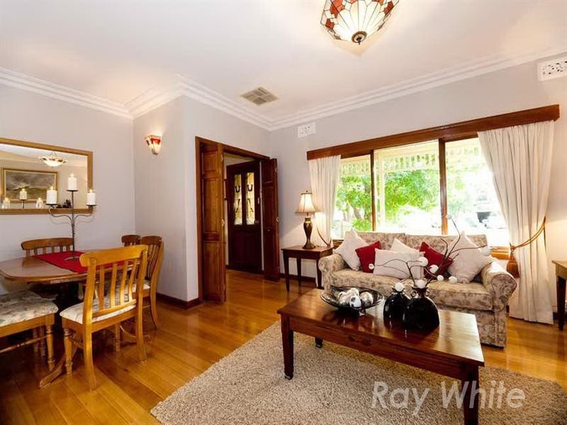 21 Gunyah Road, Blackburn North VIC 3130