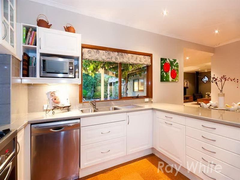 21 Gunyah Road, Blackburn North VIC 3130