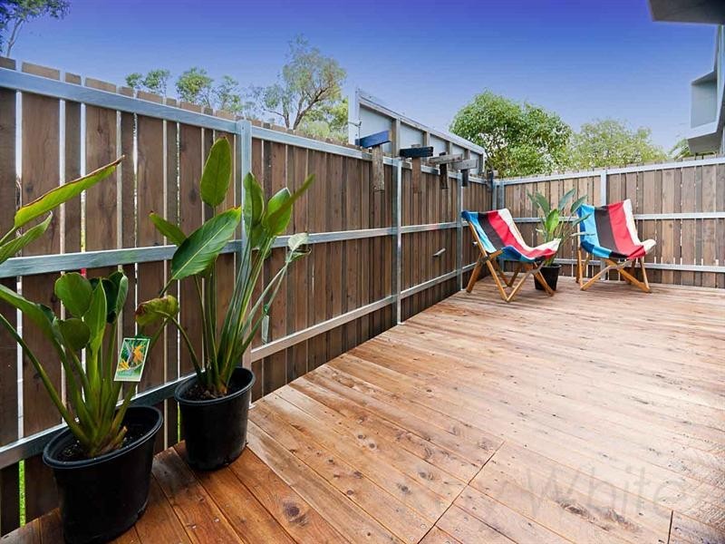 12/15-17 Railway Road, Blackburn VIC 3130