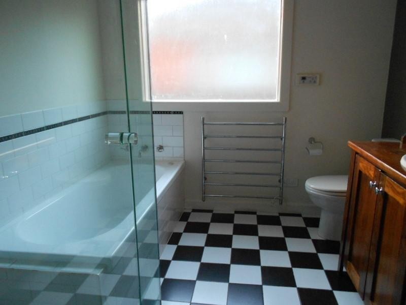 60 O’Shannessy Street, Nunawading VIC 3131