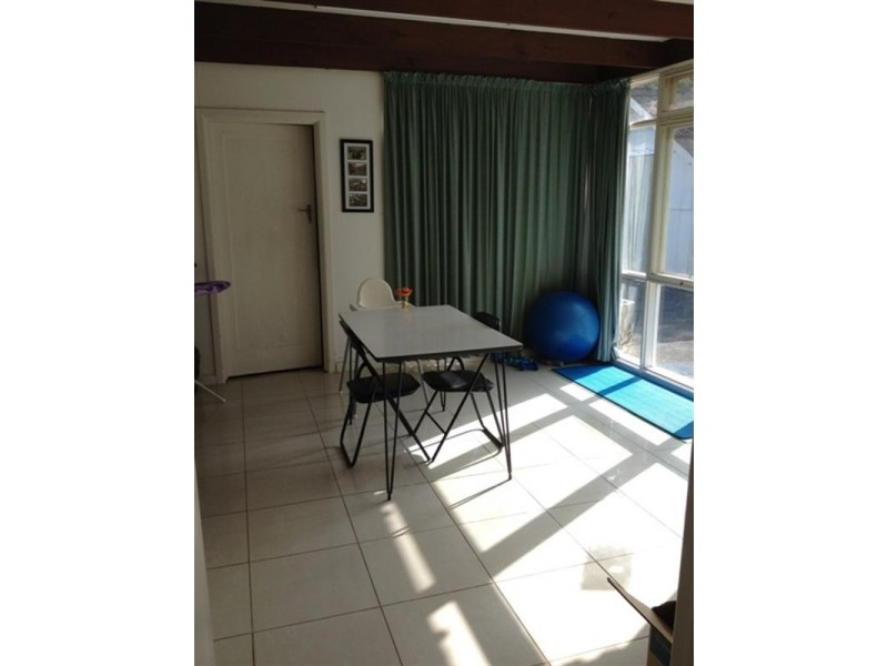 33 Main Street, Blackburn VIC 3130