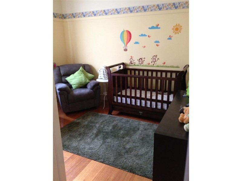 33 Main Street, Blackburn VIC 3130