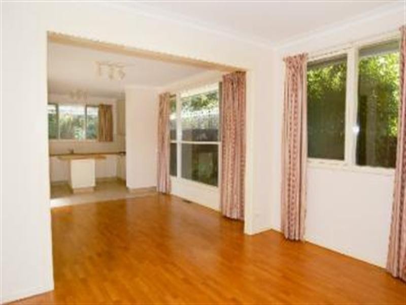 2 Junction Road, Blackburn North VIC 3130