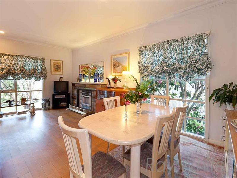 11 Barrina Street, Blackburn South VIC 3130