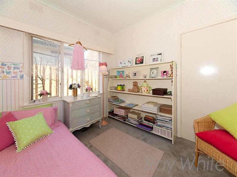 11 Barrina Street, Blackburn South VIC 3130