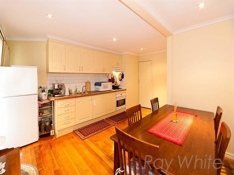 2/2 Page Street, Mitcham VIC 3132