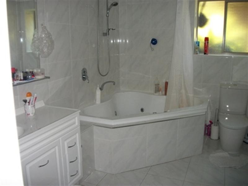 3 Chestnut Court, Doncaster East VIC 3109