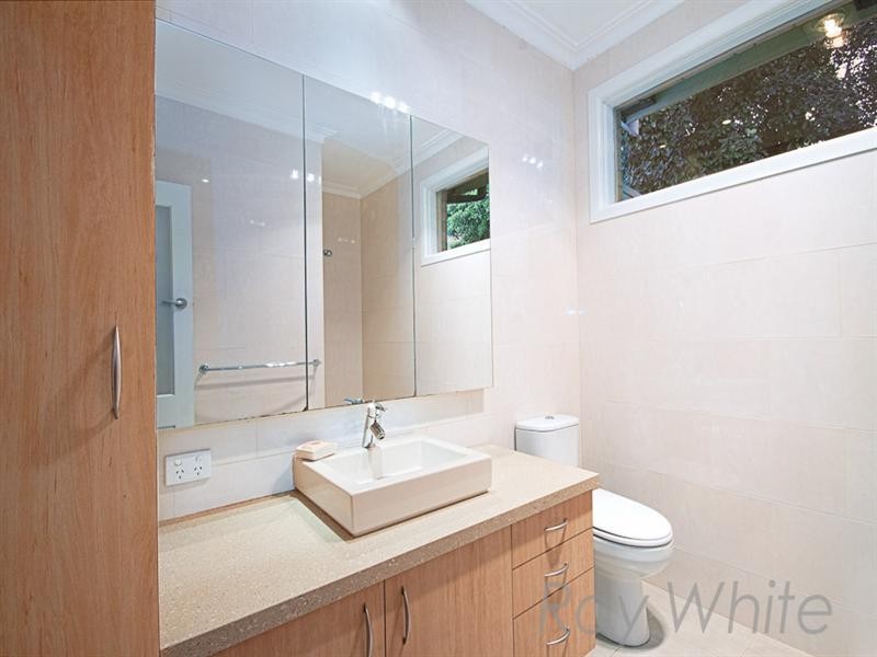 19 Beaufort Street, Mitcham VIC 3132