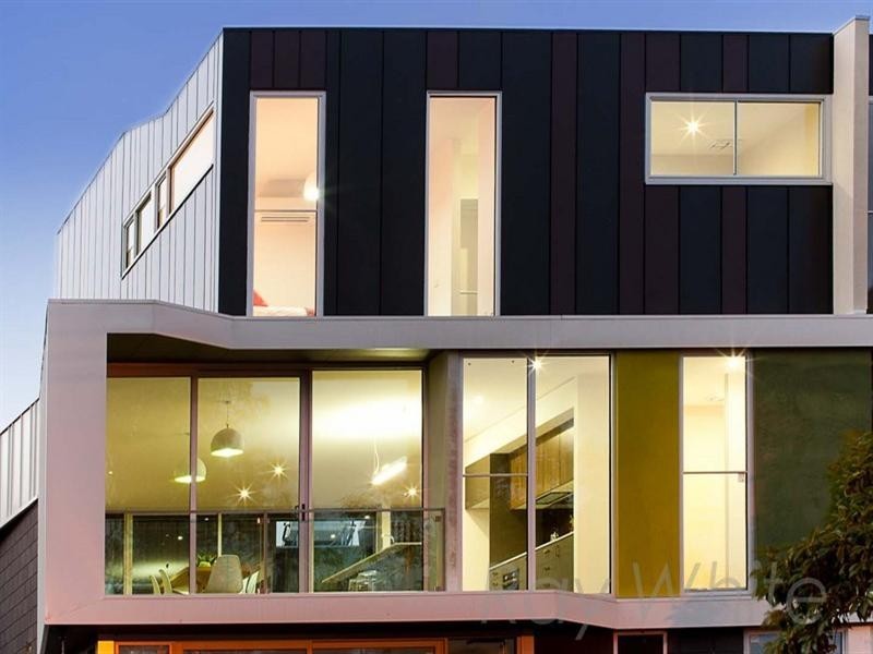 15-17 Railway Road, Blackburn VIC 3130