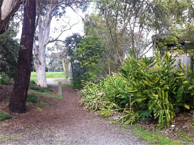 64 Lee Ann Street, Forest Hill VIC 3131