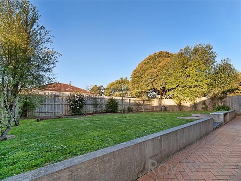 17 Trinian Street, Vermont VIC 3133