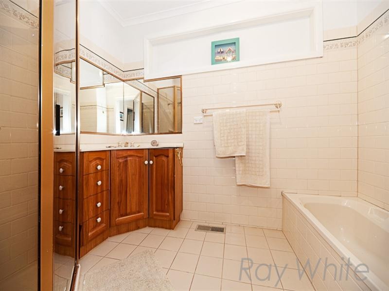 17 Trinian Street, Vermont VIC 3133