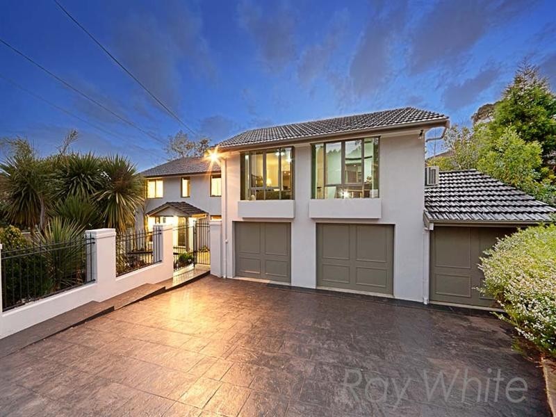 16 Gwyn Rise, Vermont South VIC 3133