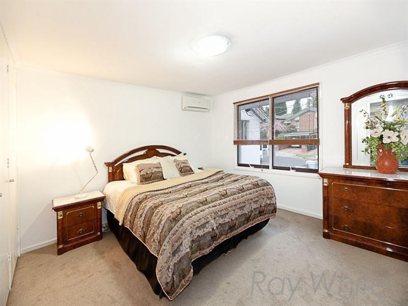 16 Gwyn Rise, Vermont South VIC 3133