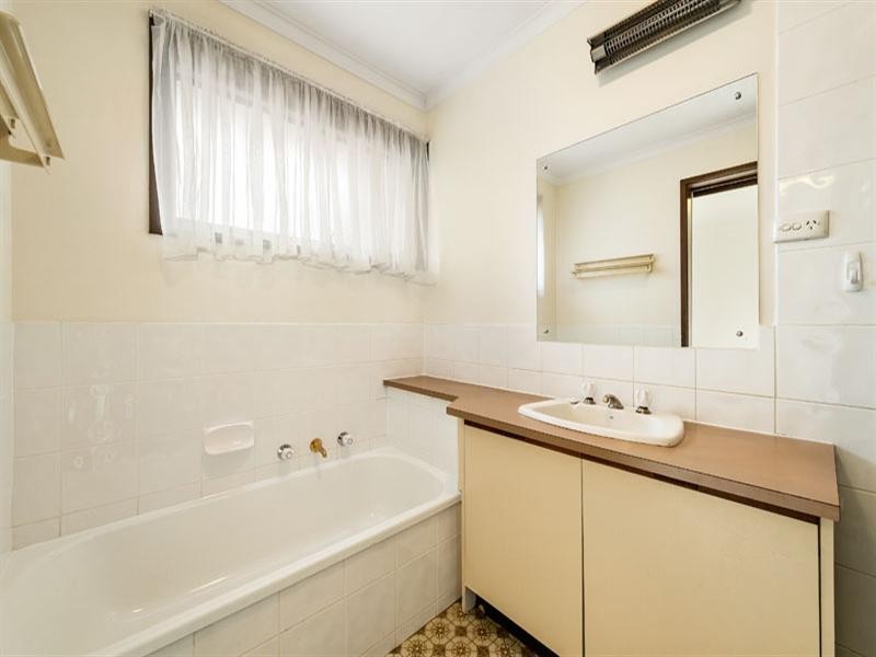 24/320 Blackburn Road, Burwood East VIC 3151