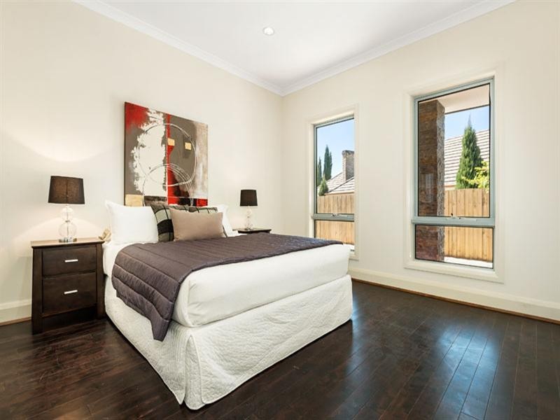 2/340 George Street, Doncaster VIC 3108