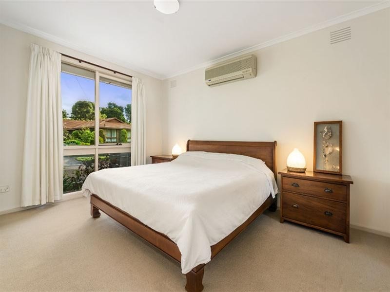 2 Tonmar Court, Forest Hill VIC 3131