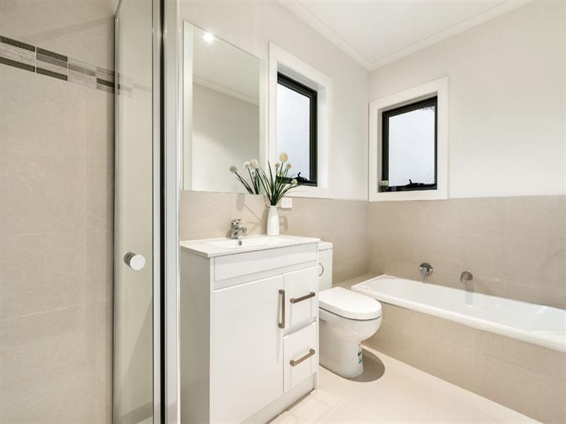 3a Winjallock Crescent, Vermont South VIC 3133