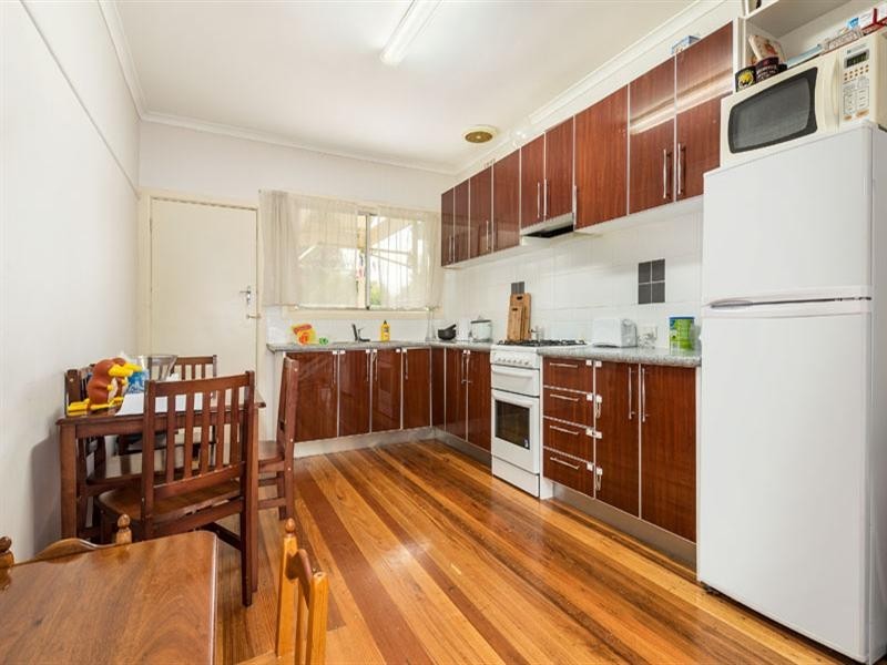 1C Burnett Street, Mitcham VIC 3132
