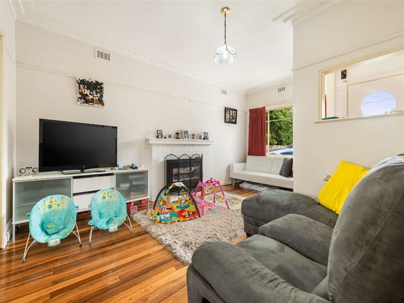1C Burnett Street, Mitcham VIC 3132