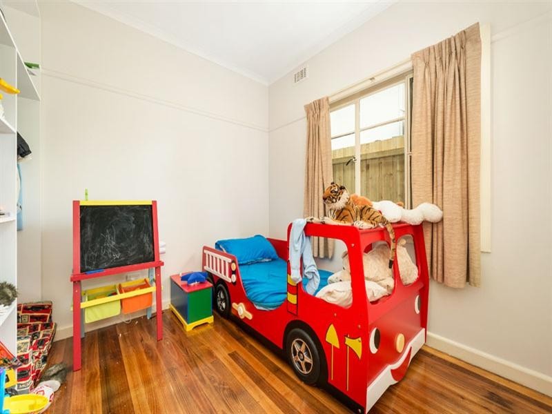 1C Burnett Street, Mitcham VIC 3132