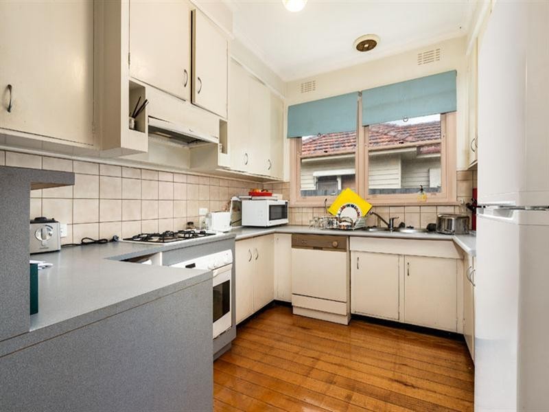 1/95 Station Street, Burwood VIC 3125