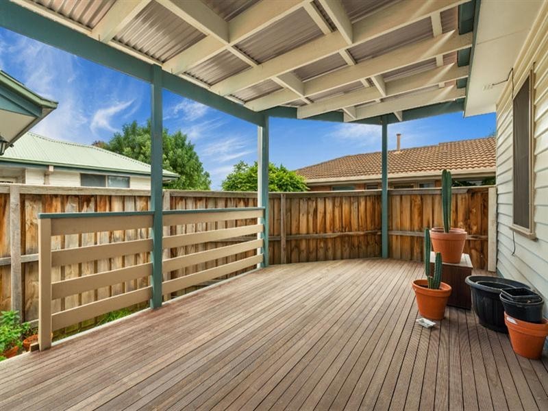 1/95 Station Street, Burwood VIC 3125