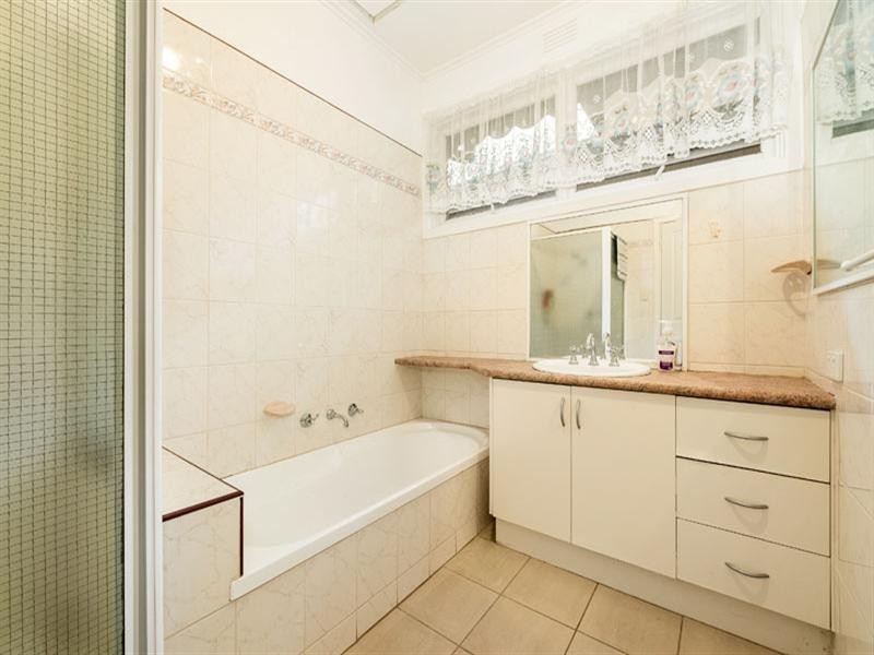 4 Bader Avenue, Nunawading VIC 3131