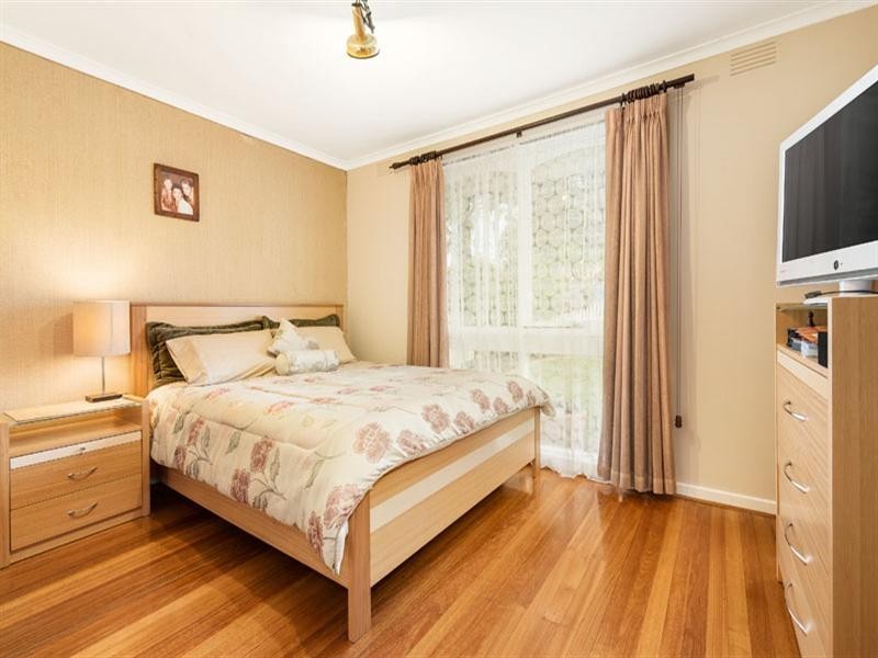 21 Roxburgh Road, Wantirna VIC 3152