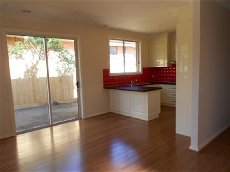 2/154 Dorking Road, Box Hill North VIC 3129