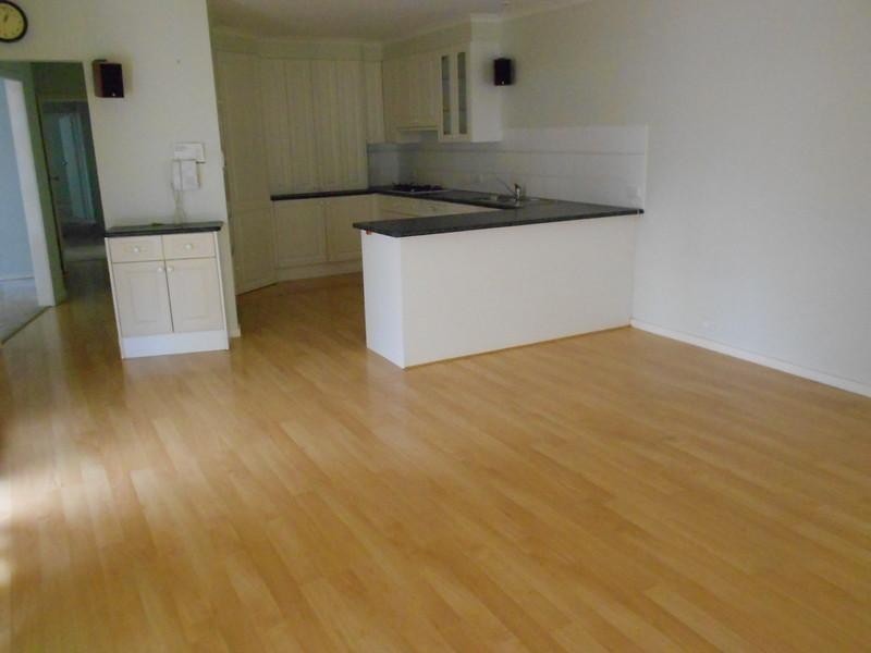 5 Edgewood Avenue, Burwood East VIC 3151