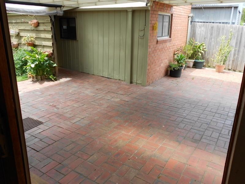 5 Edgewood Avenue, Burwood East VIC 3151