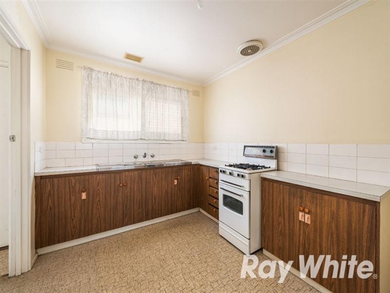 4 Station Street, Blackburn VIC 3130