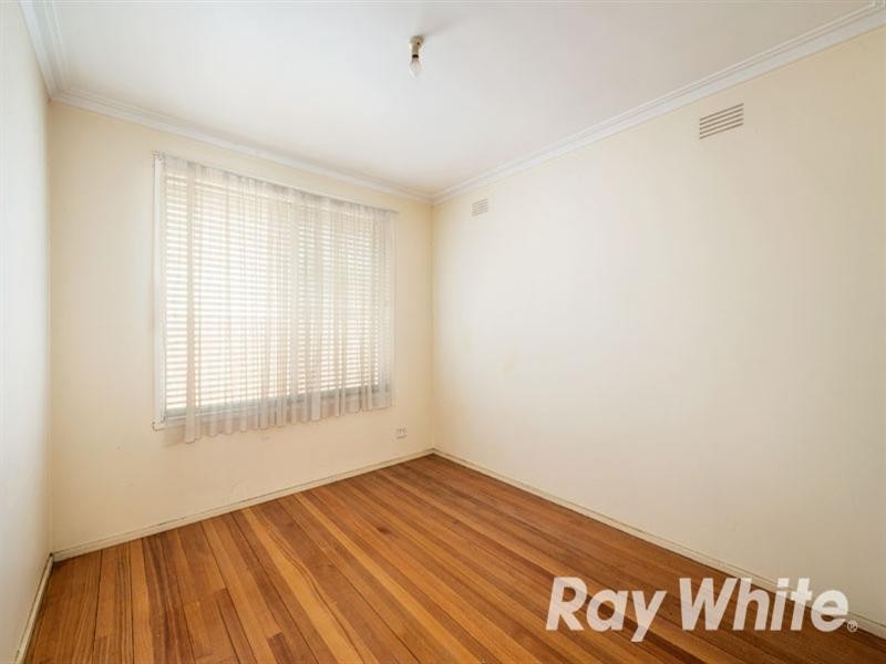 4 Station Street, Blackburn VIC 3130