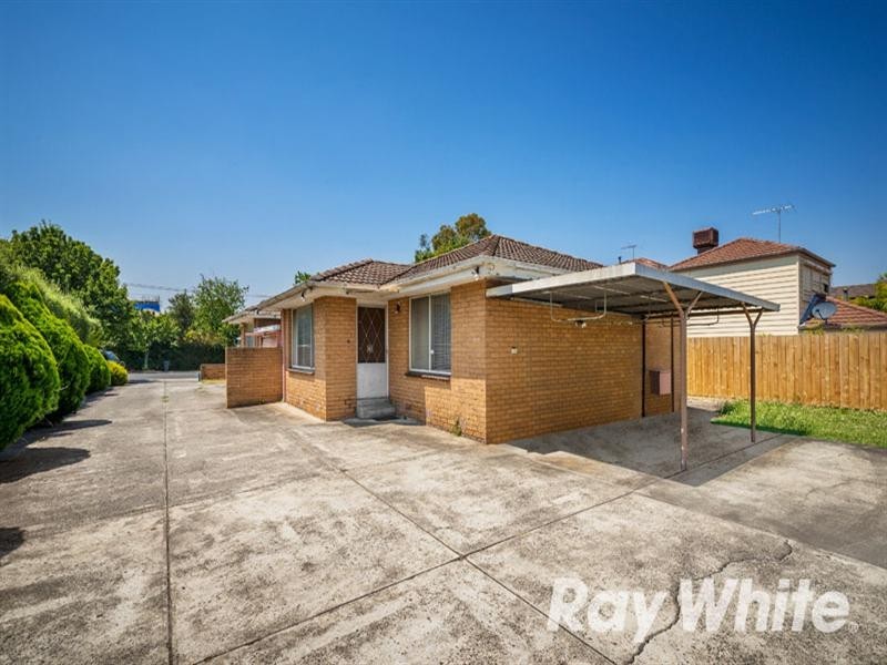 4 Station Street, Blackburn VIC 3130