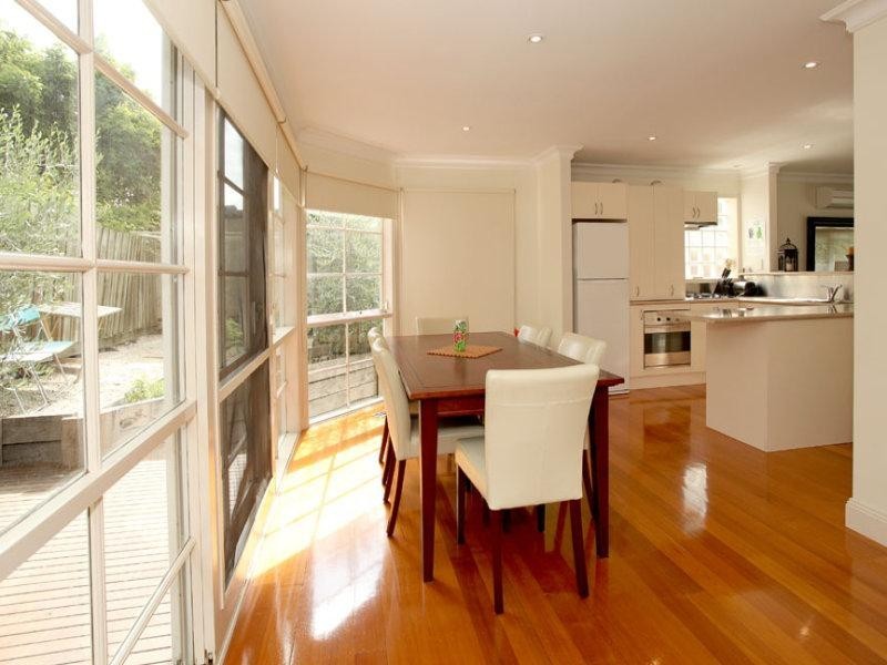 8 Tunstall Avenue, Nunawading VIC 3131