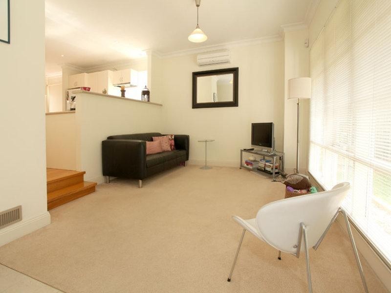 8 Tunstall Avenue, Nunawading VIC 3131