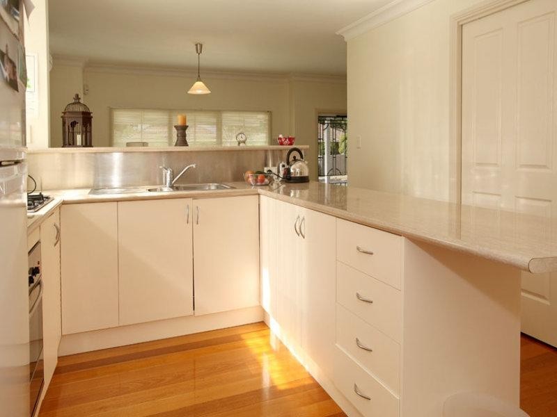 8 Tunstall Avenue, Nunawading VIC 3131