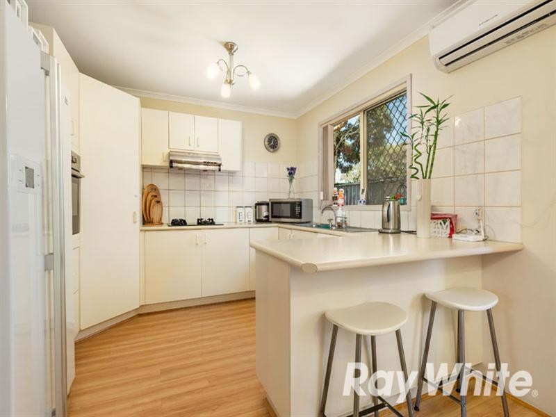 15 Lyell Walk, Forest Hill VIC 3131