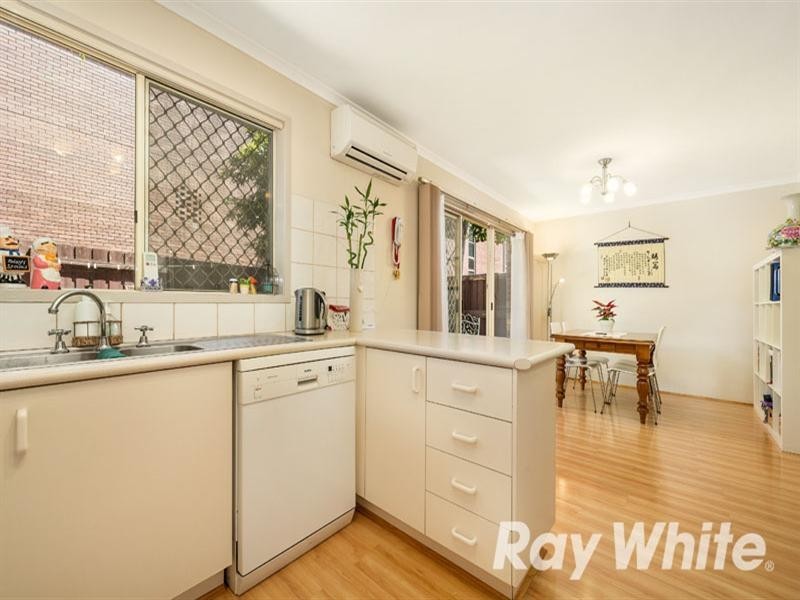 15 Lyell Walk, Forest Hill VIC 3131