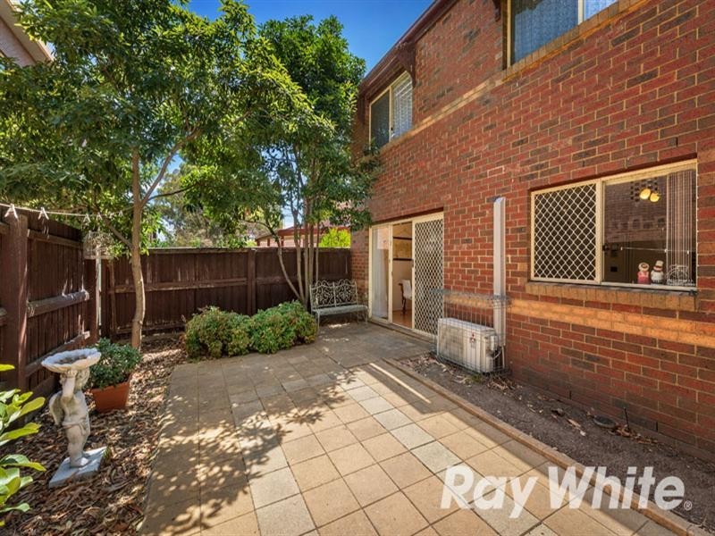 15 Lyell Walk, Forest Hill VIC 3131