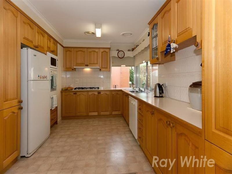 6 Burdon Court, Forest Hill VIC 3131