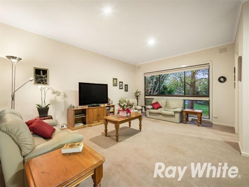 4 Handel Court, Blackburn VIC 3130