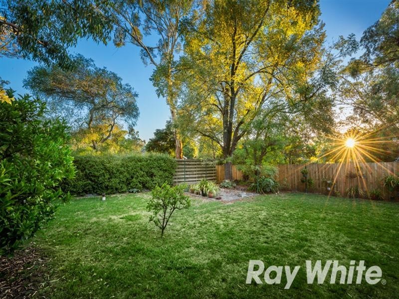 4 Handel Court, Blackburn VIC 3130