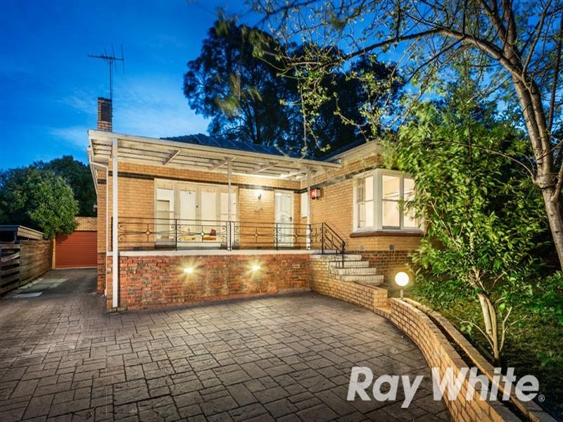 2 Junction Road, Blackburn North VIC 3130