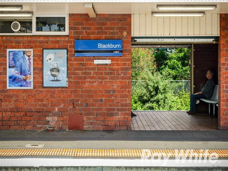 68 Surrey Road, Blackburn North VIC 3130