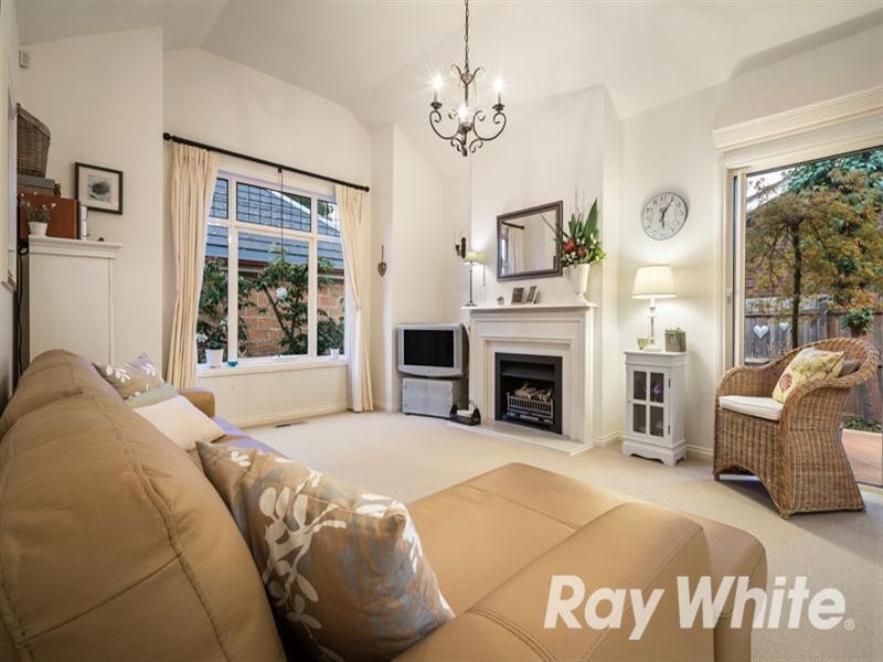 4/9 Baldwin Road, Blackburn VIC 3130