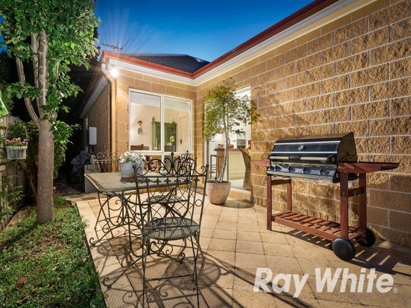 4/9 Baldwin Road, Blackburn VIC 3130